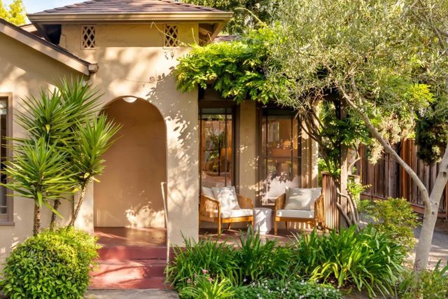 763 College Avenue, Menlo Park, CA 94025