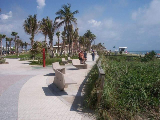 120 N M Street L, Lake Worth Beach, FL 33460