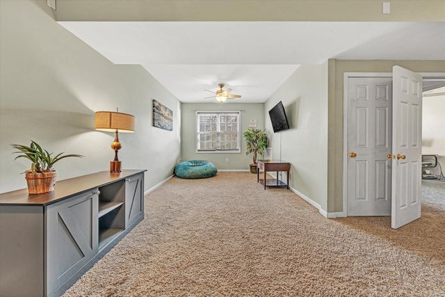 1944 Connors CT, Salem, VA 24153