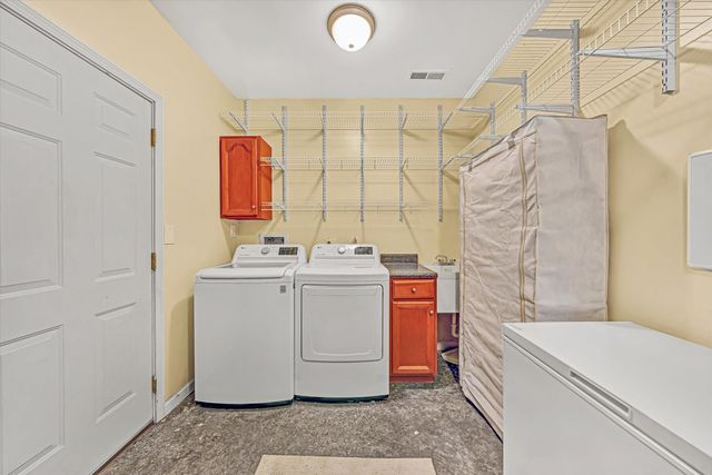 1944 Connors CT, Salem, VA 24153