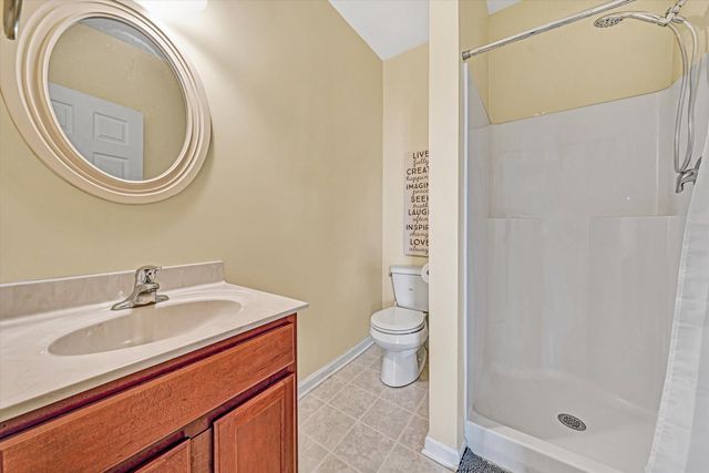 1944 Connors CT, Salem, VA 24153