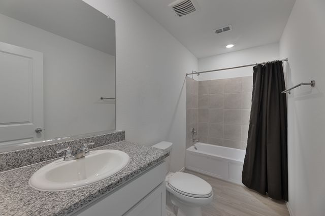 9752 Platteview Road, Fort Worth, TX 76179