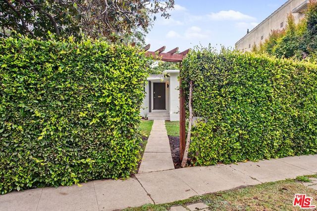 2600 Kelton Avenue, Los Angeles, CA 90064