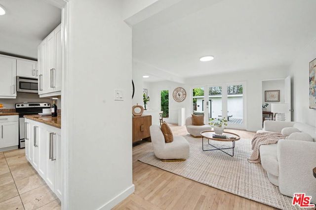 2600 Kelton Avenue, Los Angeles, CA 90064
