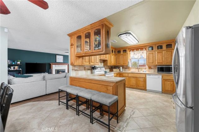 8260 Greenwood, California City, CA 93505