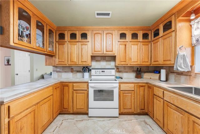 8260 Greenwood, California City, CA 93505