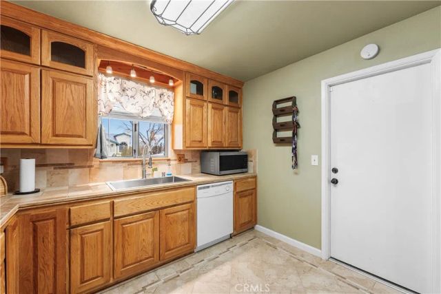 8260 Greenwood, California City, CA 93505