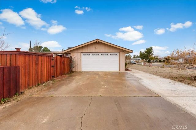 8260 Greenwood, California City, CA 93505
