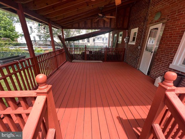 110 N UNION AVE, Lansdowne, PA 19050