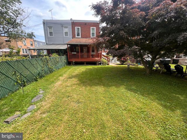 110 N UNION AVE, Lansdowne, PA 19050