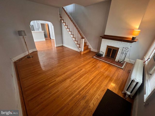 110 N UNION AVE, Lansdowne, PA 19050