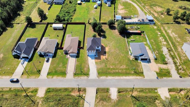 481 Road 51021, Cleveland, TX 77327