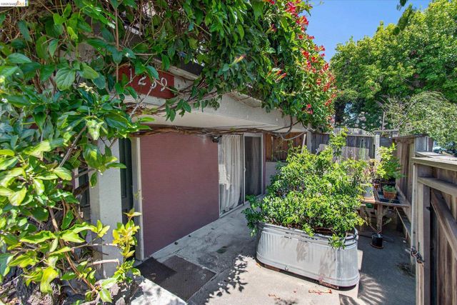 1239 Berkeley Way, Berkeley, CA 94702