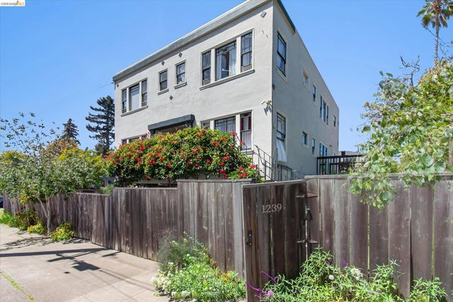 1239 Berkeley Way, Berkeley, CA 94702