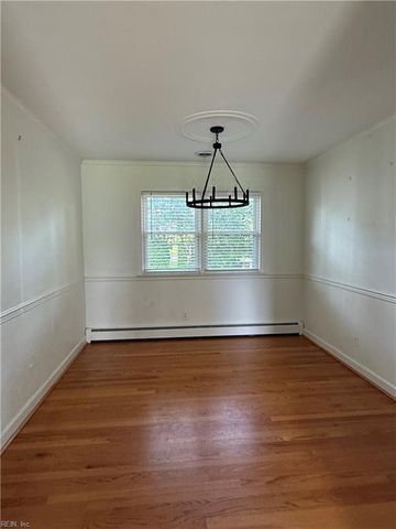 4652 Paul Revere RD, Virginia Beach, VA 23455