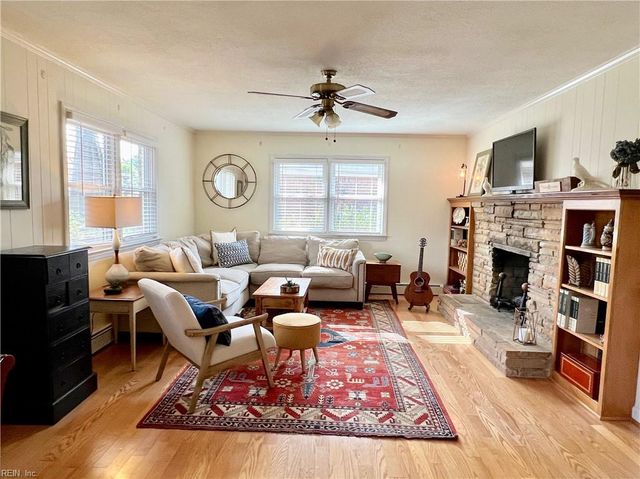 4652 Paul Revere RD, Virginia Beach, VA 23455