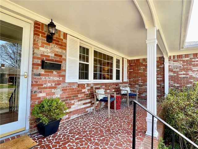 4652 Paul Revere RD, Virginia Beach, VA 23455