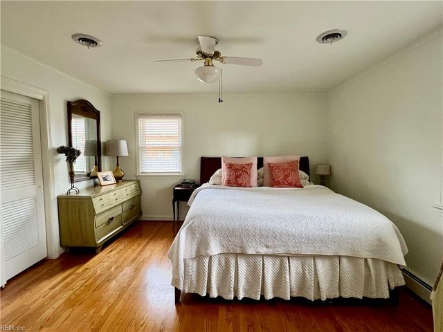 4652 Paul Revere RD, Virginia Beach, VA 23455
