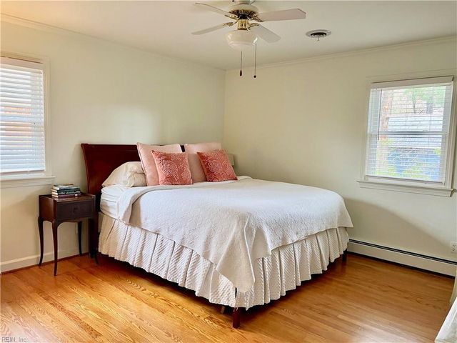 4652 Paul Revere RD, Virginia Beach, VA 23455