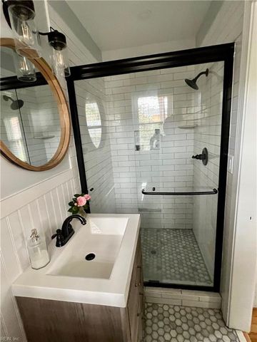 4652 Paul Revere RD, Virginia Beach, VA 23455