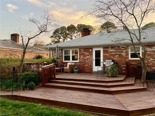 4652 Paul Revere RD, Virginia Beach, VA 23455