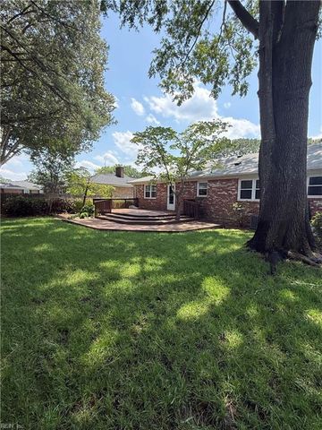 4652 Paul Revere RD, Virginia Beach, VA 23455