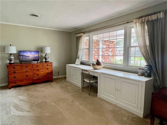 4652 Paul Revere RD, Virginia Beach, VA 23455