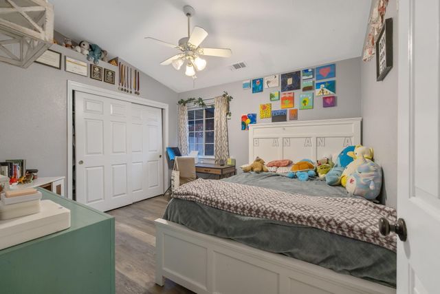 3623 E Acequia Court, Visalia, CA 93292