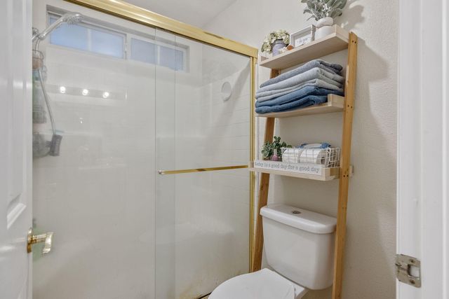 3623 E Acequia Court, Visalia, CA 93292