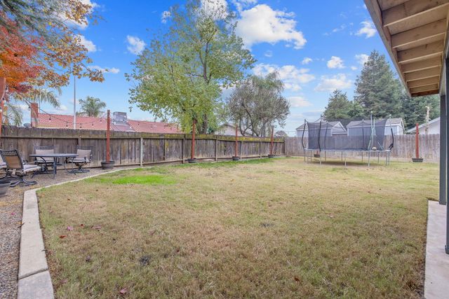 3623 E Acequia Court, Visalia, CA 93292