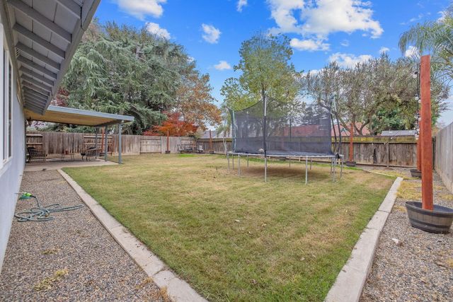 3623 E Acequia Court, Visalia, CA 93292
