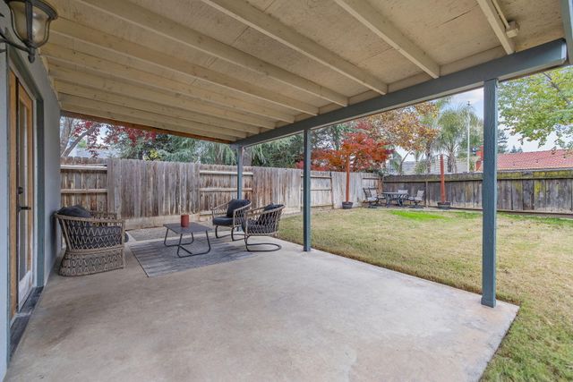 3623 E Acequia Court, Visalia, CA 93292