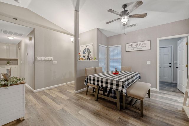 3623 E Acequia Court, Visalia, CA 93292