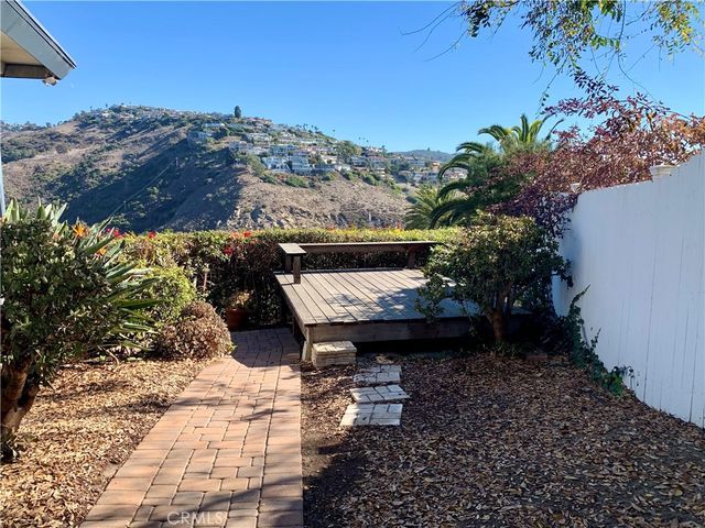 580 Poplar Street, Laguna Beach, CA 92651
