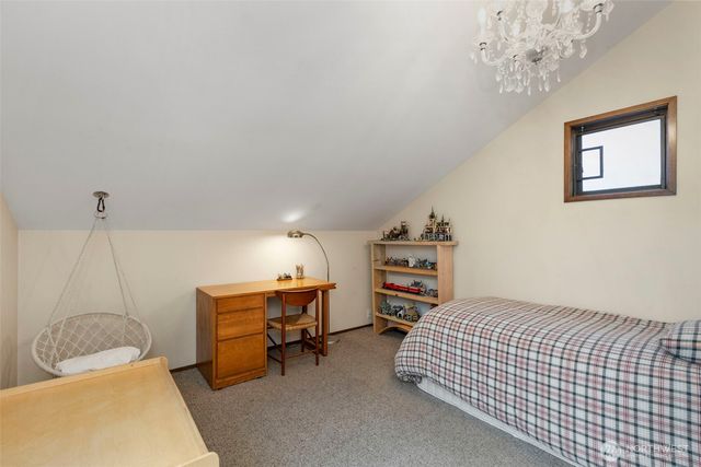 70 Twin View Drive, Sequim, WA 98382