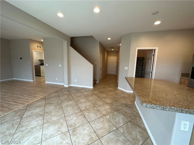 6463 Pochman Mesa Street, Las Vegas, NV 89113