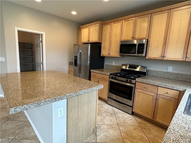 6463 Pochman Mesa Street, Las Vegas, NV 89113