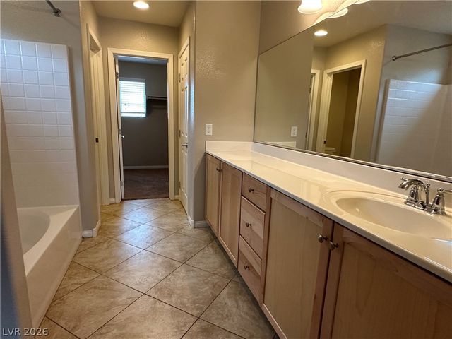 6463 Pochman Mesa Street, Las Vegas, NV 89113