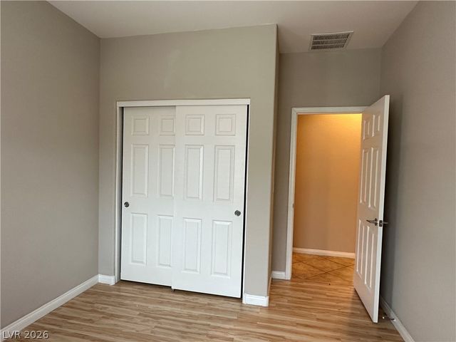 6463 Pochman Mesa Street, Las Vegas, NV 89113