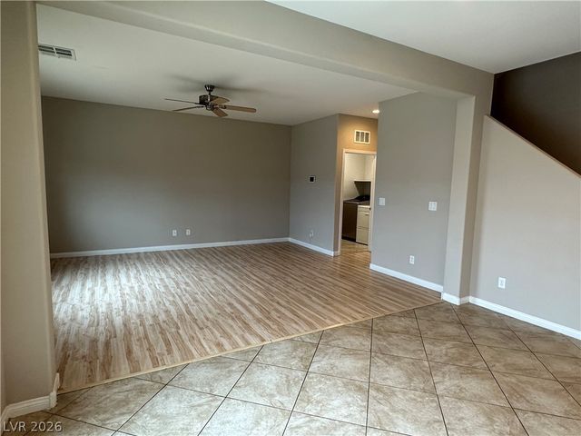 6463 Pochman Mesa Street, Las Vegas, NV 89113