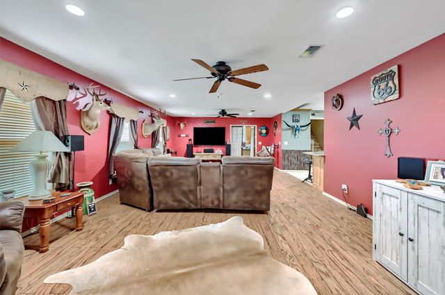 3138 Scarbrough Road, Sadler, TX 76264