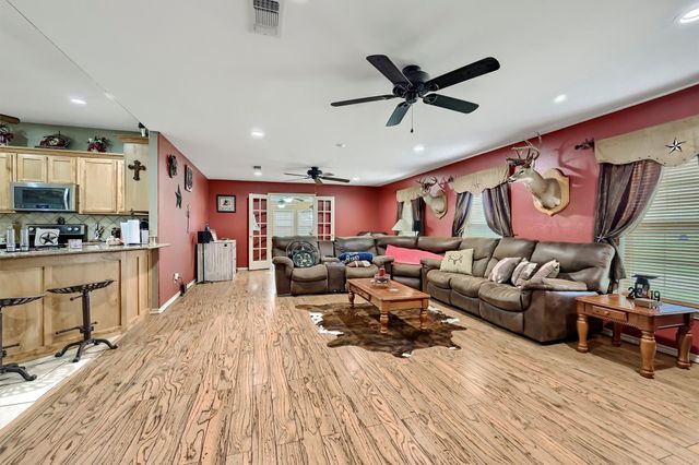 3138 Scarbrough Road, Sadler, TX 76264