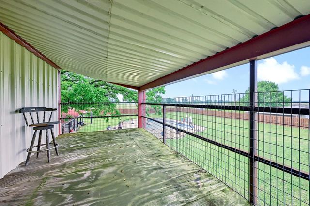 3138 Scarbrough Road, Sadler, TX 76264