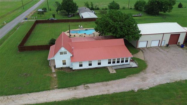 3138 Scarbrough Road, Sadler, TX 76264