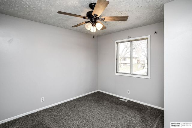 29 Redwood Lane, Yutan, NE 68073