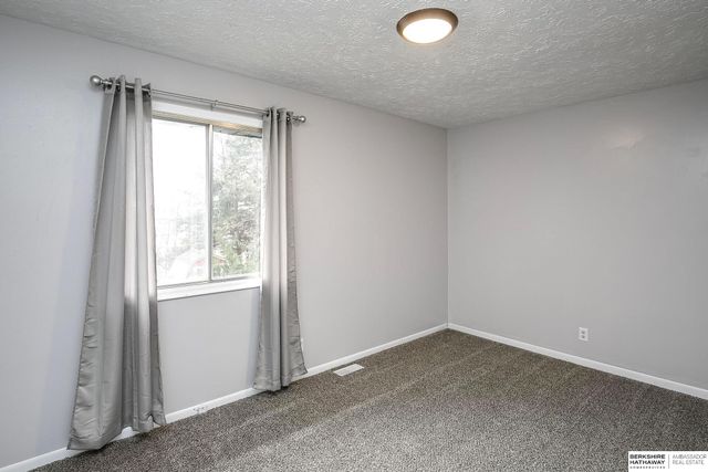 29 Redwood Lane, Yutan, NE 68073