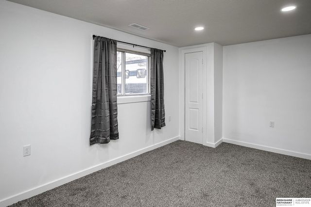 29 Redwood Lane, Yutan, NE 68073