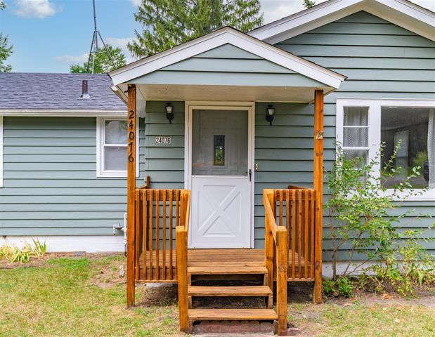 24076 2nd Avenue, Mattawan, MI 49071