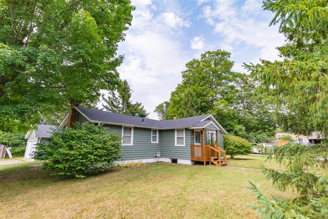 24076 2nd Avenue, Mattawan, MI 49071