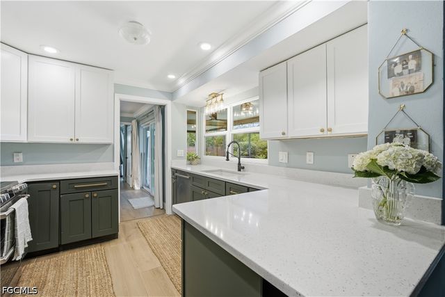1024 El Mar AVE, Fort Myers, FL 33919
